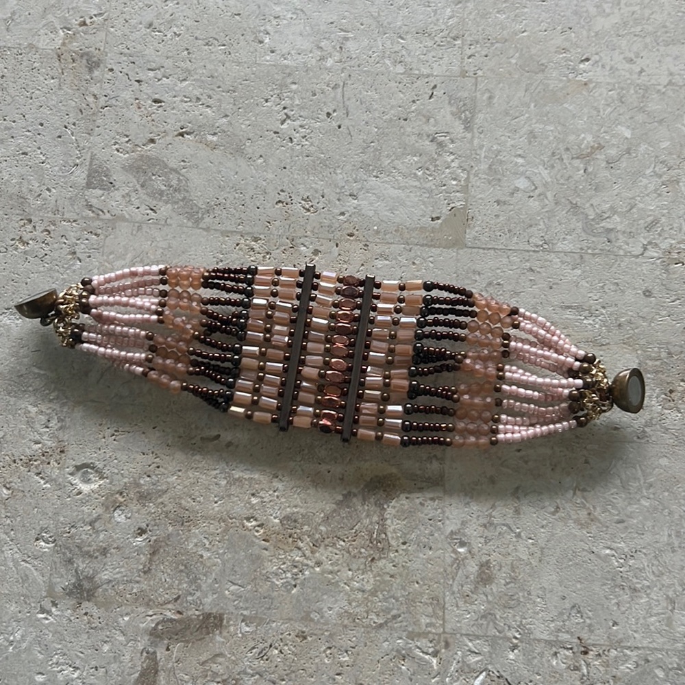 Lucky Brand beaded bracelet with magnetic closure